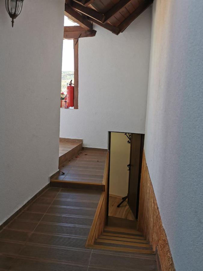 Arts Guest House -Beautiful Villa For 6 Persons Veliko Tarnovo Eksteriør billede