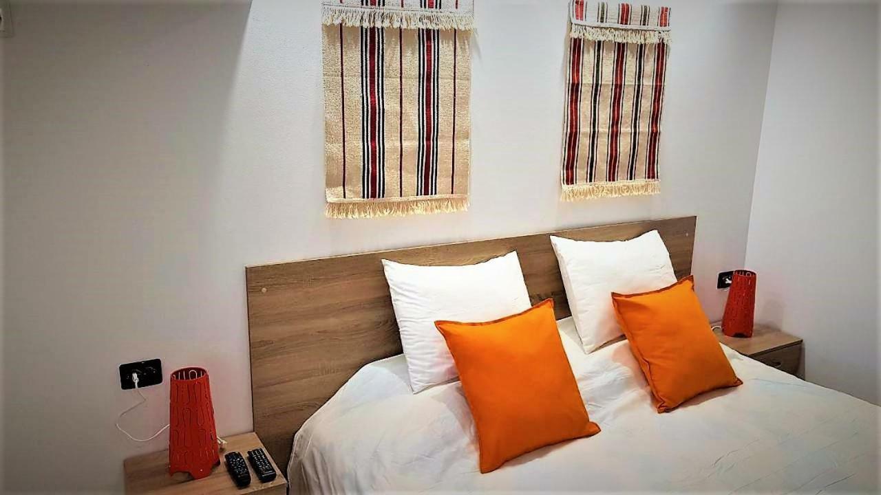 Arts Guest House -Beautiful Villa For 6 Persons Veliko Tarnovo Eksteriør billede